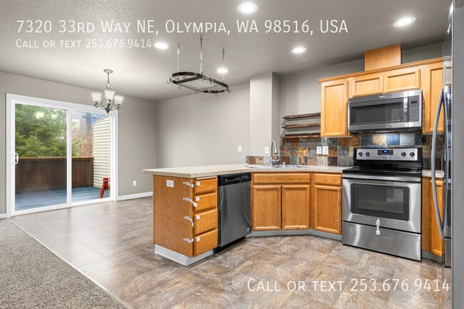 Building Photo - 7320 33rd Way NE