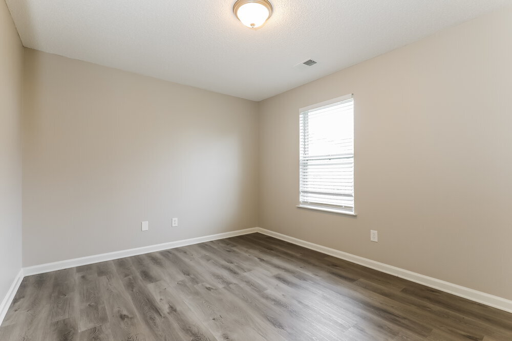 Building Photo - 2009 Farm Hill Ct