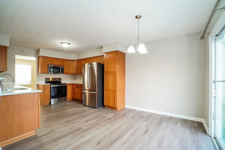 Building Photo - 9054 Jackies Bend