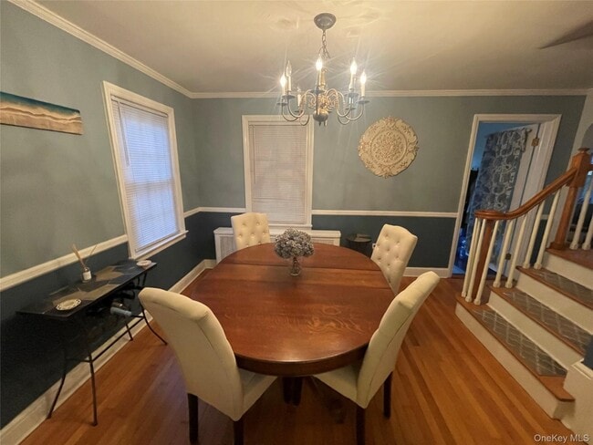 Building Photo - 55 Robbins Ave