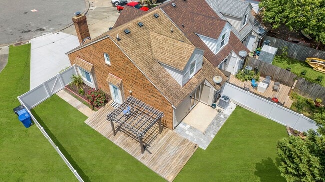 Building Photo - Dam Neck Estates Townhomes