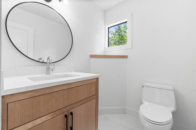 Building Photo - 33 Split Rock Ct