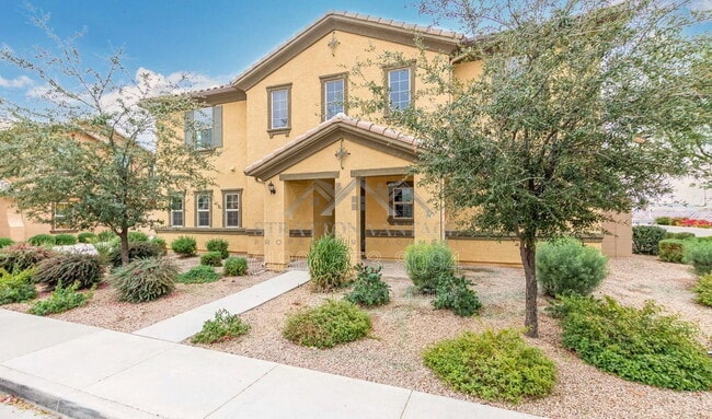 Building Photo - 2873 E Binner Dr