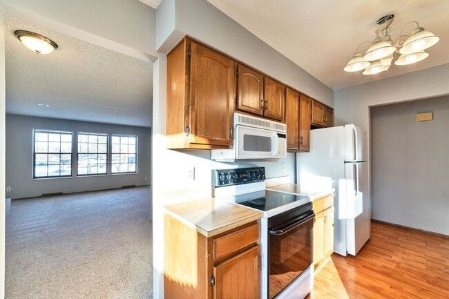 Building Photo - 6450-6452 Newcombe Ct.