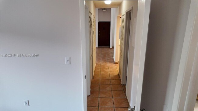 Building Photo - 8999 SW 123rd Ct
