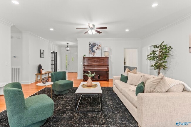 Building Photo - 122 Navaho Trail