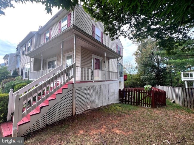Building Photo - 507 Breckinridge Square SE