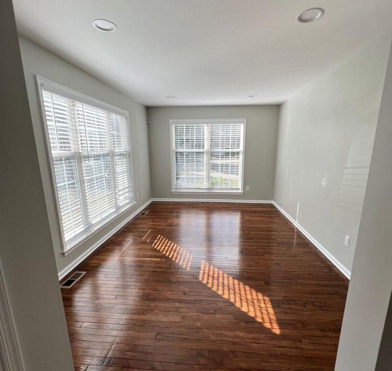 Building Photo - 138 Bishops Gate Ln