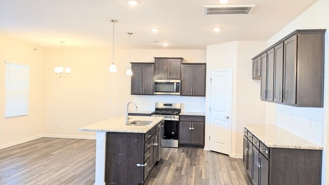 Building Photo - 124 Bison Park Dr