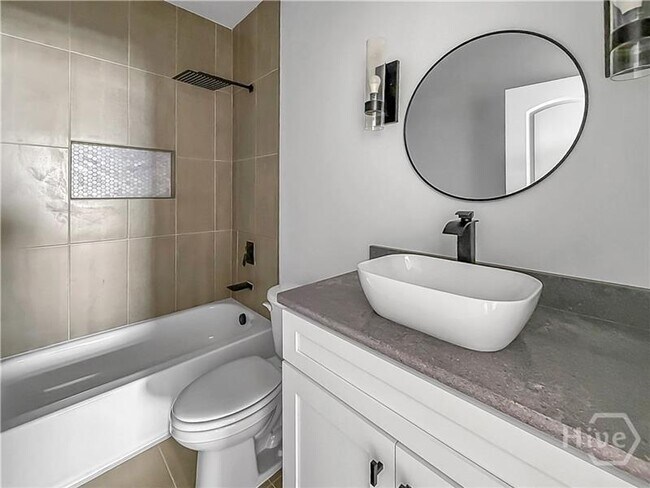 Building Photo - 3503 Haslam Ave