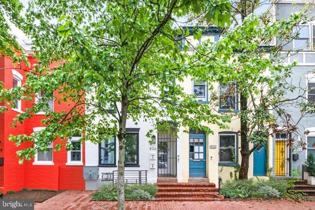 Primary Photo - 426 Warner St NW