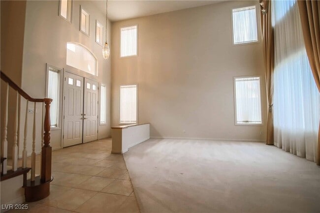 Building Photo - 2894 Carmelo Dr