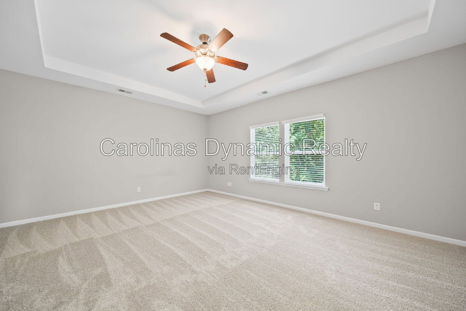 Building Photo - 1912 Madeira Cir
