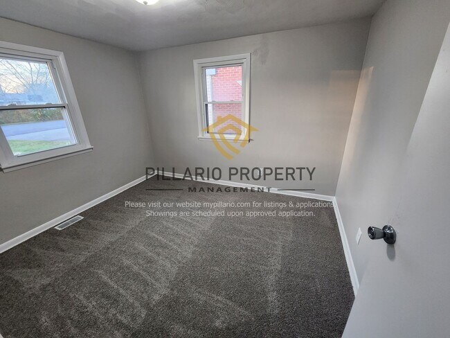 Building Photo - Newly Renovated, 3 Bedroom, 1 Bathroom Hom...