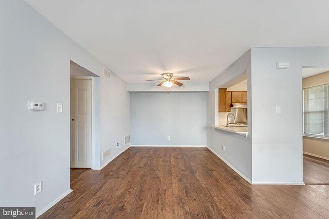 Building Photo - 1707A Heatherstone Ct