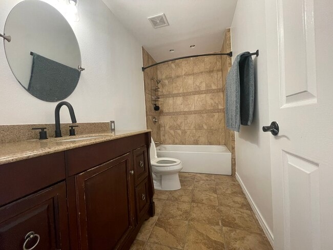 Building Photo - 6264 Lemans Dr