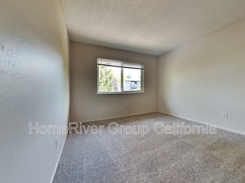 Building Photo - 5592 Keoncrest Cir