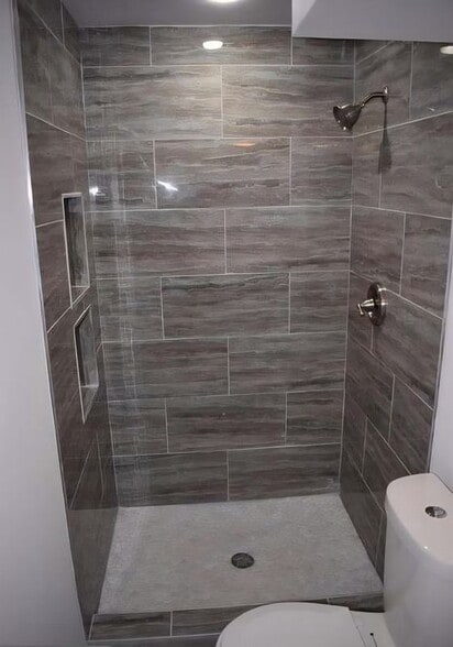 Building Photo - 7205 Ballantrae Ct