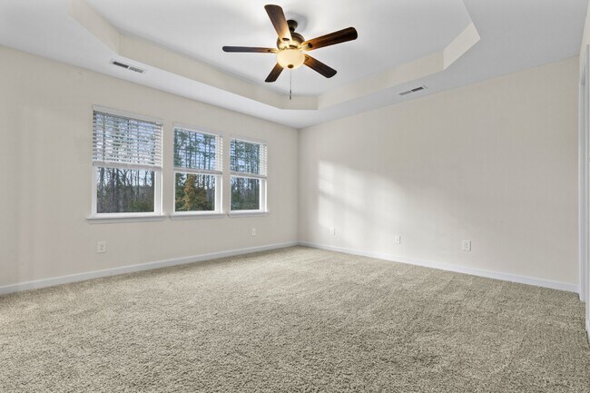 Building Photo - Evans Crossing