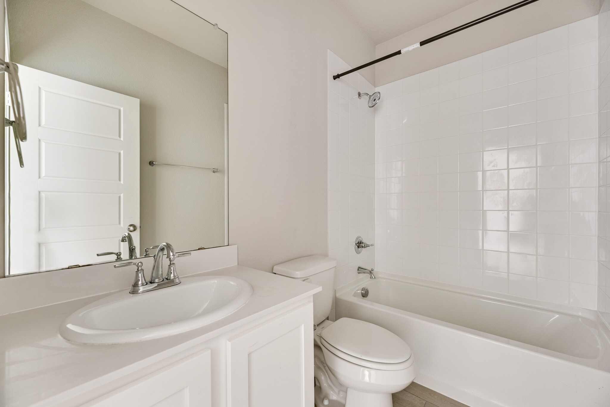 Building Photo - 5913 Hopkins Dr