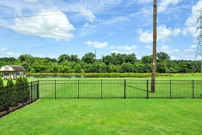 Building Photo - 955 Dodie Dr