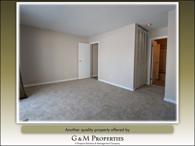 Building Photo - Rarely Available: 2-Bedroom Condo - walk t...