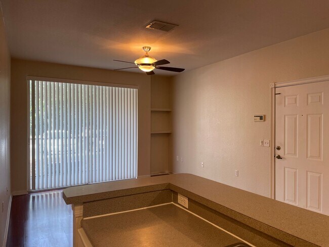 Building Photo - 2br/1ba First Floor Visconti Condo!