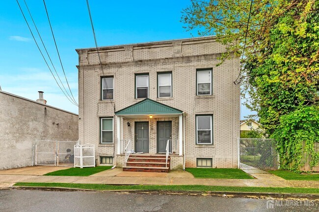 Primary Photo - 91 2nd St