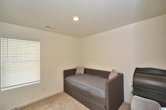 Building Photo - 6558 Creek Cir