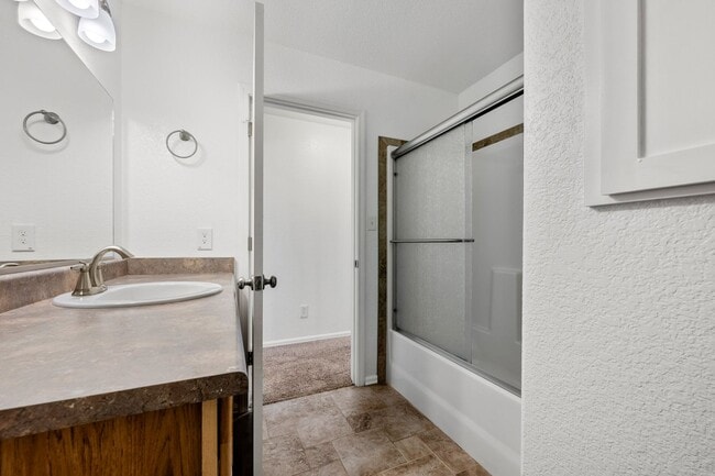 Building Photo - A Beautiful Home in the Heart of Pueblo West!