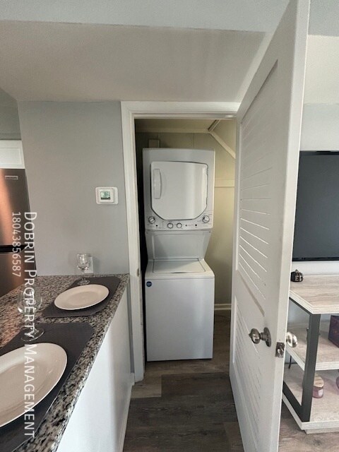 Building Photo - 1600 Fendall Ave