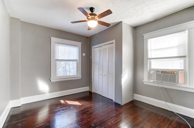 Building Photo - 3636 Besuden Ct
