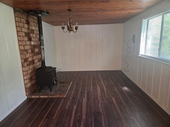 Building Photo - Charming 1 Bedroom, 1 Bathroom Unit in Twain Harte, CA