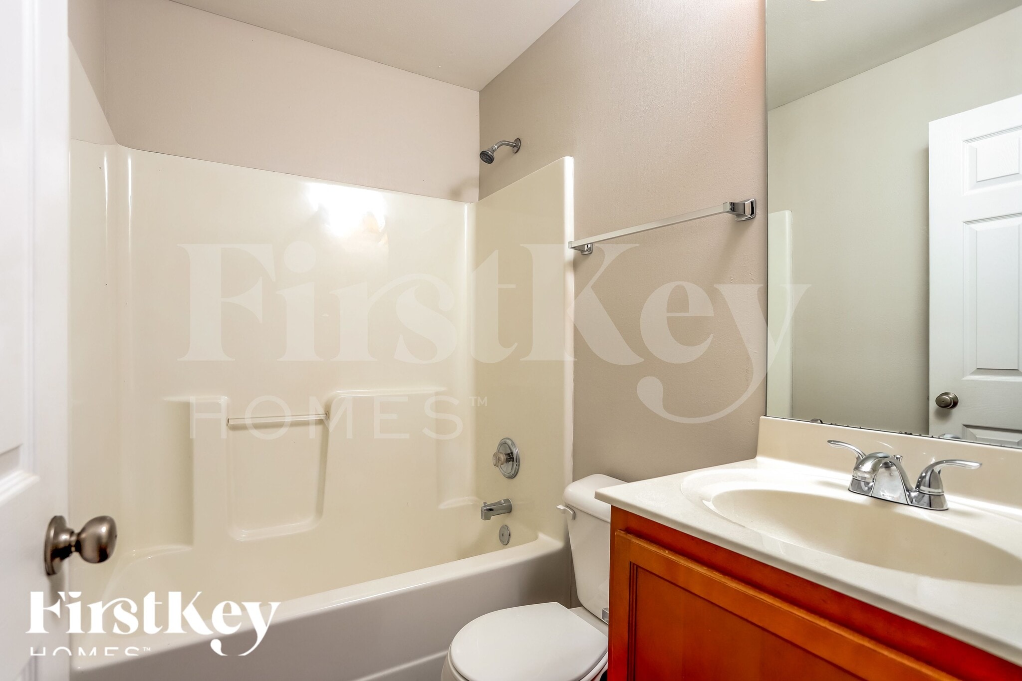 Building Photo - 322 Aspen Creek Dr