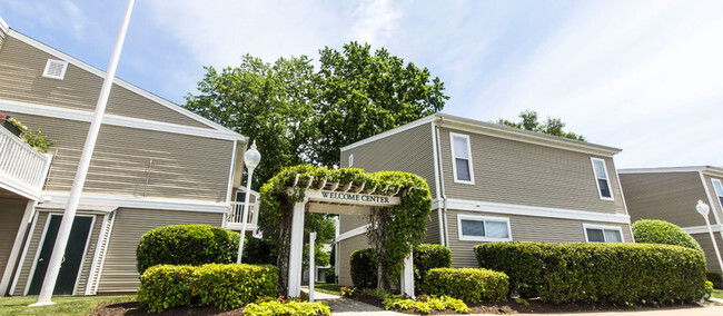 Building Photo - Sea Pines