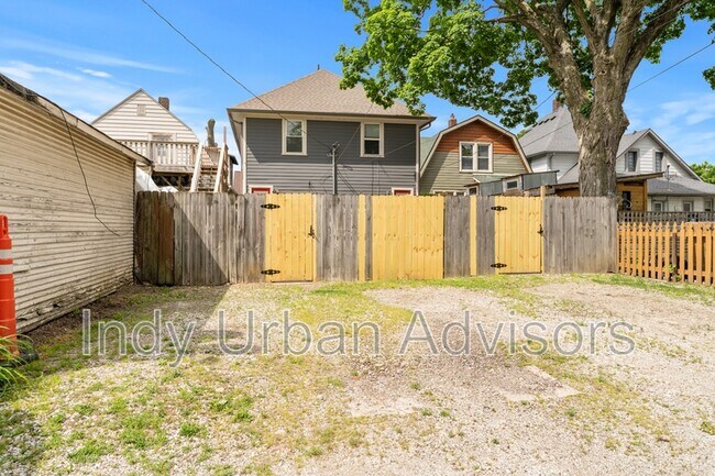 Building Photo - 1005 E Morris St