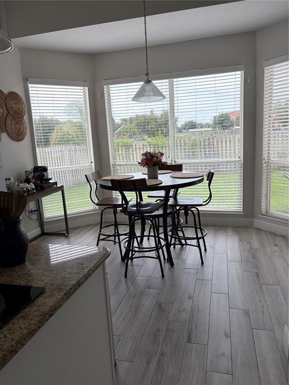 Building Photo - 8040 Solitaire Ct