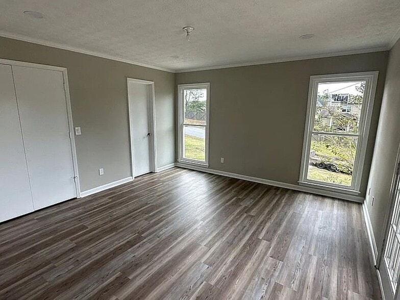 Building Photo - 4010 Milford Trail