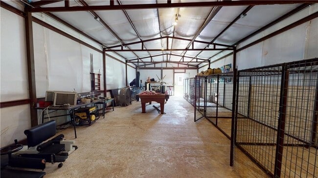 Building Photo - 331743 E 1020 Rd