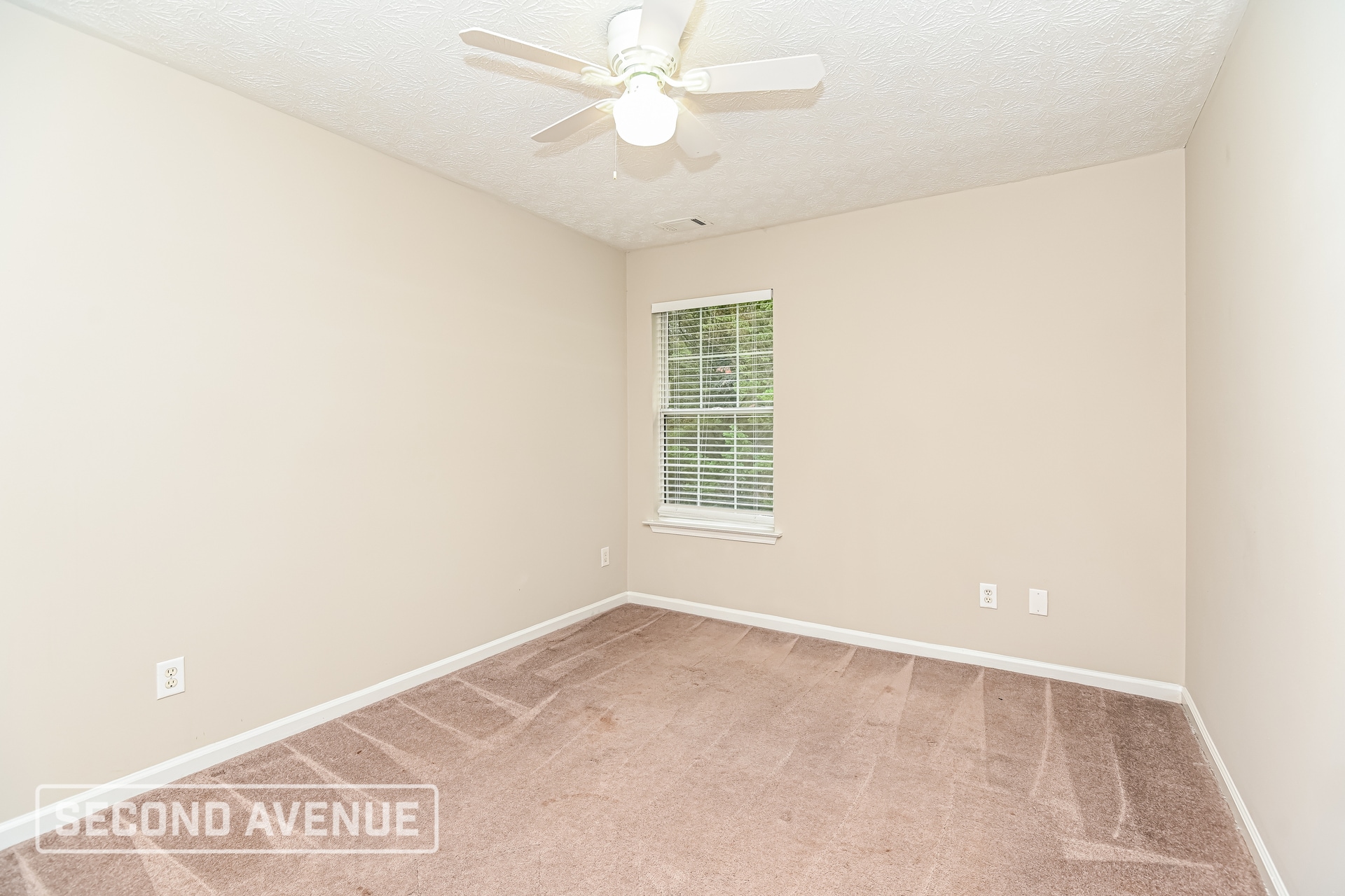 Building Photo - 5031 Wesleyan Dr