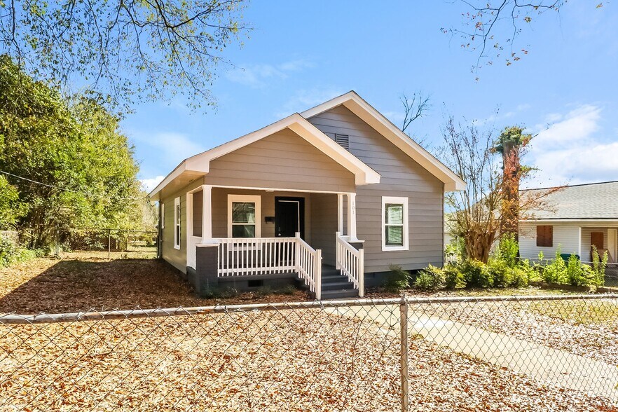 Building Photo - 101 Spruce St