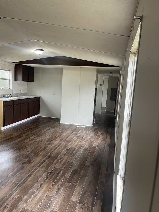 Building Photo - 65 Fowler Cir