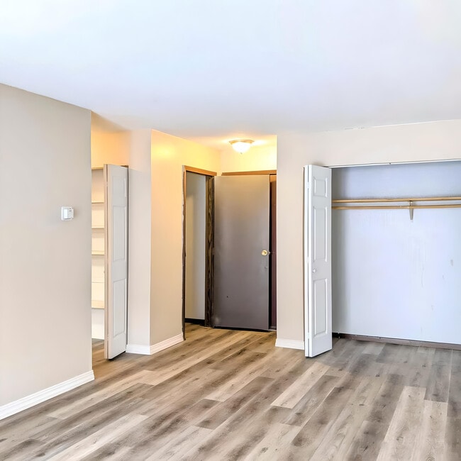 Interior Photo - Magnolia