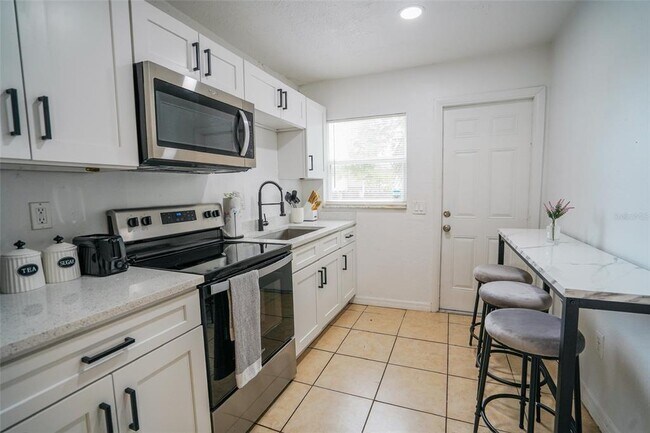 Building Photo - 1361 29th St S