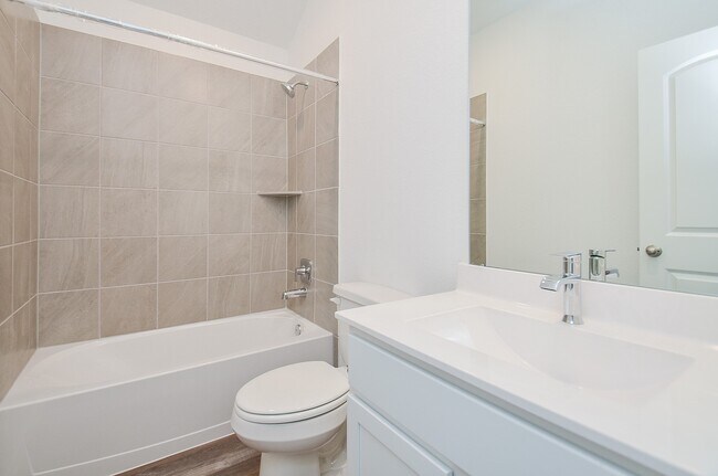 Building Photo - 3060 Emerald Ocean Dr