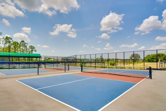 Building Photo - 2130 Rio Nuevo Dr