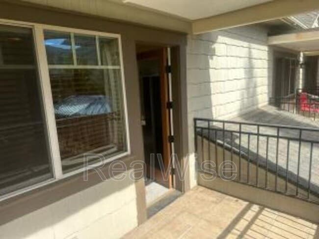Building Photo - 1709 SE Softwood Way