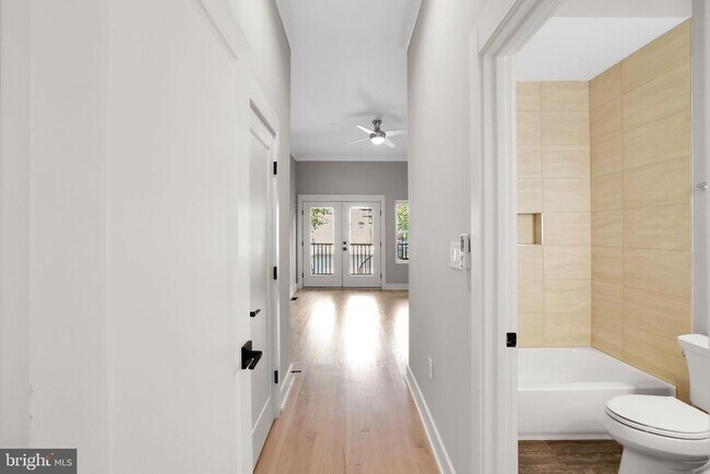 Building Photo - 1329 Irving St NW