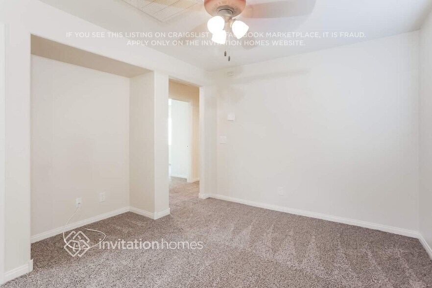 Building Photo - 10631 Gibbous Moon Dr