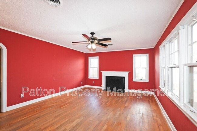 Building Photo - 1528 S Lipscomb St